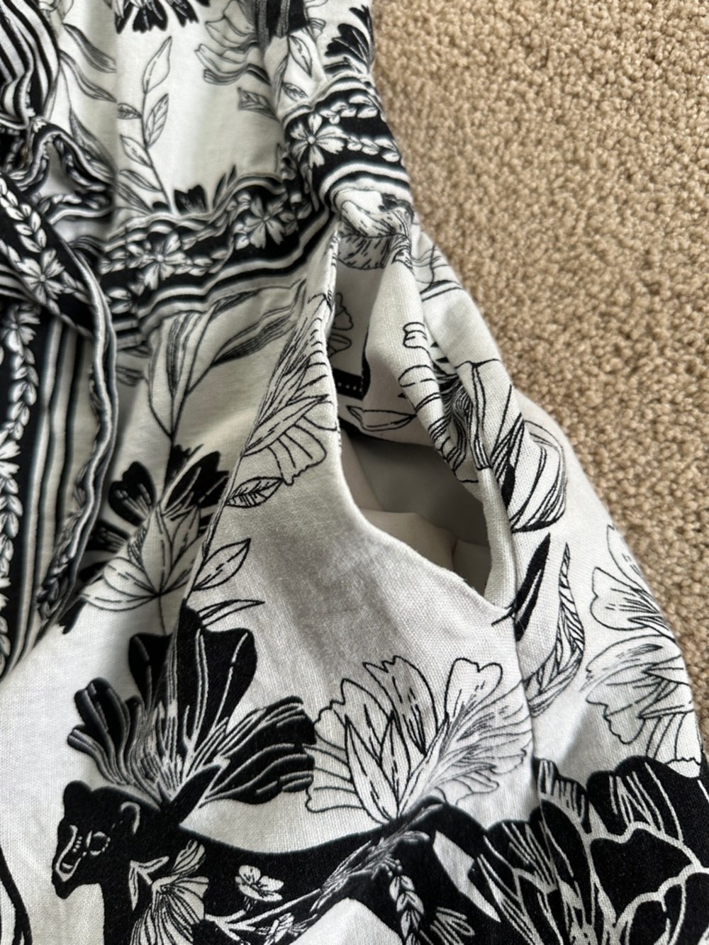 Belle Verne linen blend romper - Picture 5 of 10